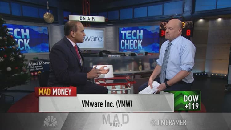 Making a world-class data center is like baking a cake, VMware COO says