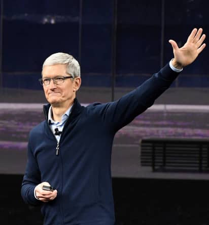 Apple's impressive rally is about to make CEO Tim Cook $120 million richer
