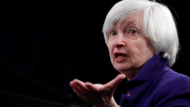 Fed minutes reveal 'back and forth' between FOMC members: Expert