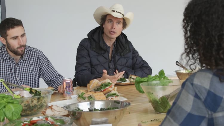 Millennials are leaving their desk jobs for the farm and Elon's brother, Kimbal Musk, wants to help