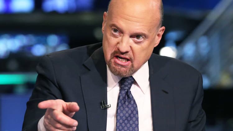 Cramer: CEOs think the economy is slowing and they want the Fed to notice