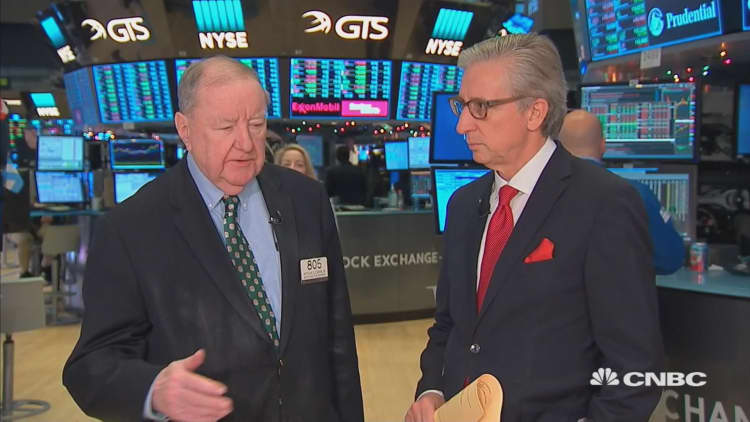 Veteran trader Art Cashin: What's moving markets before the long holiday weekend