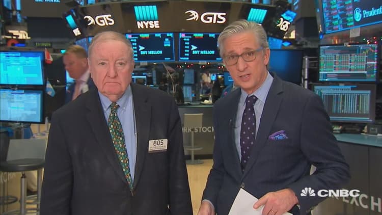 Veteran trader Art Cashin: Here's what's moving markets on 2017's final trading session
