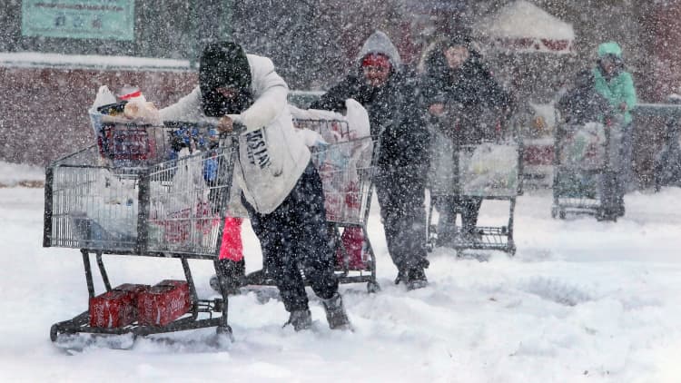 Boston cleans up in aftermath of 'bomb cyclone'