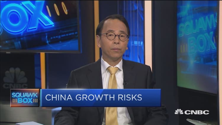 China's top priority is to prevent a financial crisis