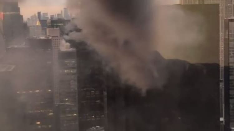 Rooftop electrical fire reported at Trump Tower