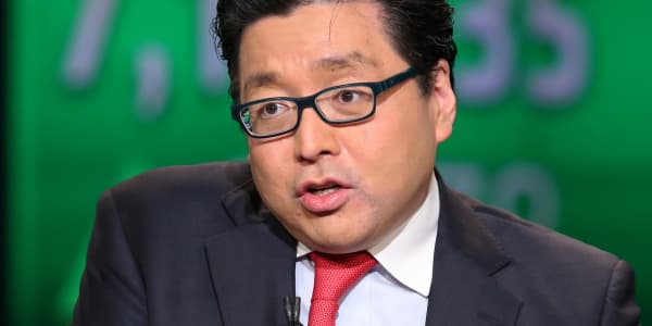 Fundstrat's Tom Lee predicts the S&P 500 could end the year at 5,700, 'maybe even higher'