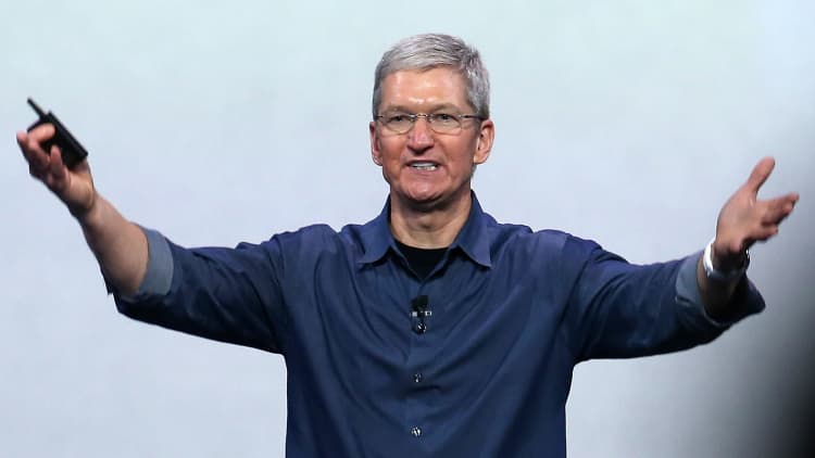 Apple CEO Tim Cook says he wouldn't be in Zuckerberg's position