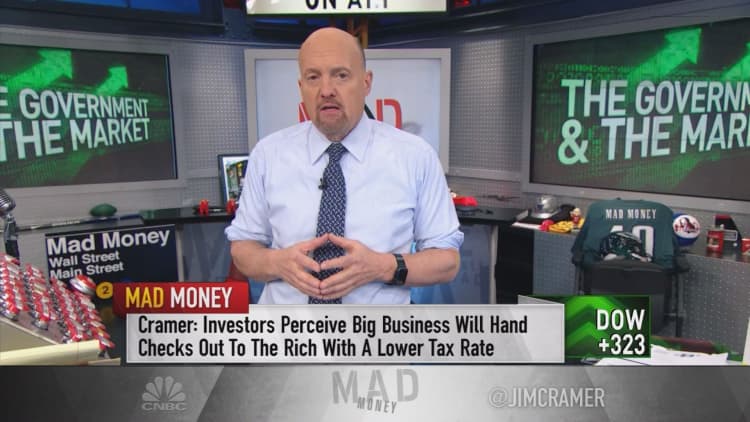 Cramer calls Apple's $350 billion investment in the US economy a 'modern-day Marshall Plan'
