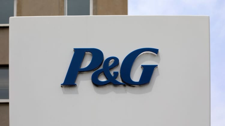 Procter and Gamble shares fall despite earnings beat