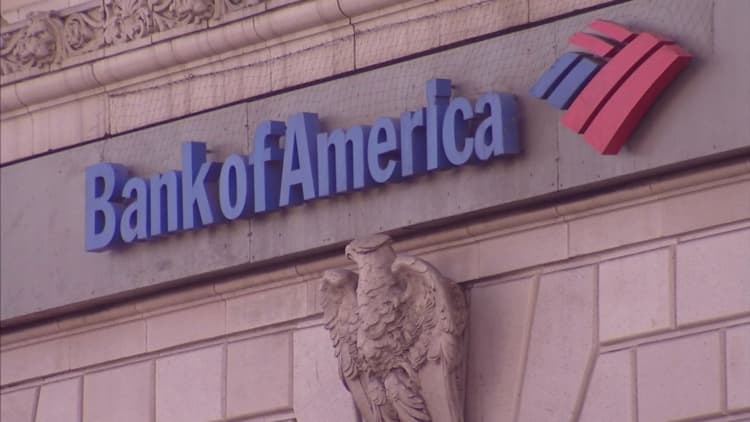 Bank of America customers protest new requirements for free checking