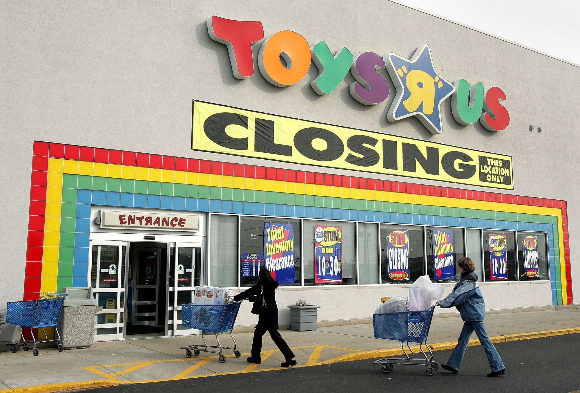 More Toys R Us stores went up for sale. Here's what's moving in