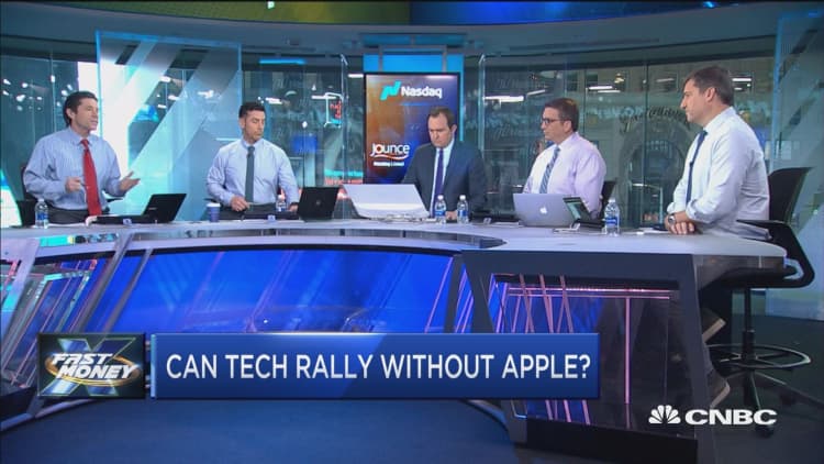 Can tech still rally without Apple?