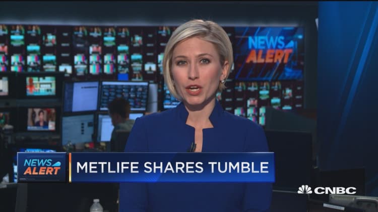 Metlife pushes earnings release back two weeks