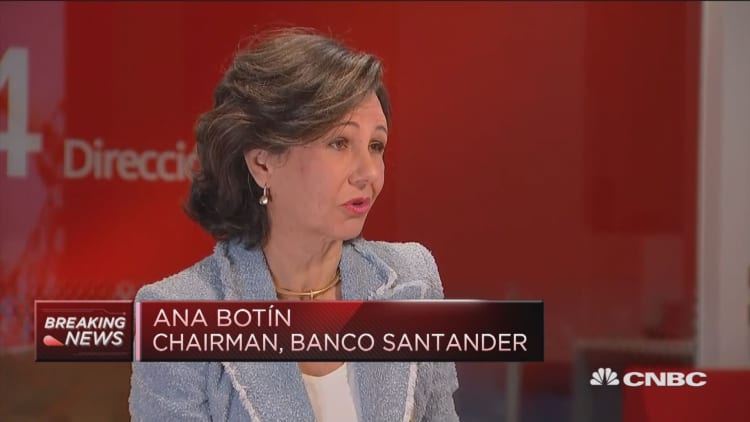 Santander chair: Reconfirming all targets for 2018