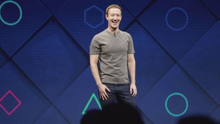 Mark Zuckerberg: Facebook changes reduced time spent on site by 50 million hours a day in Q4
