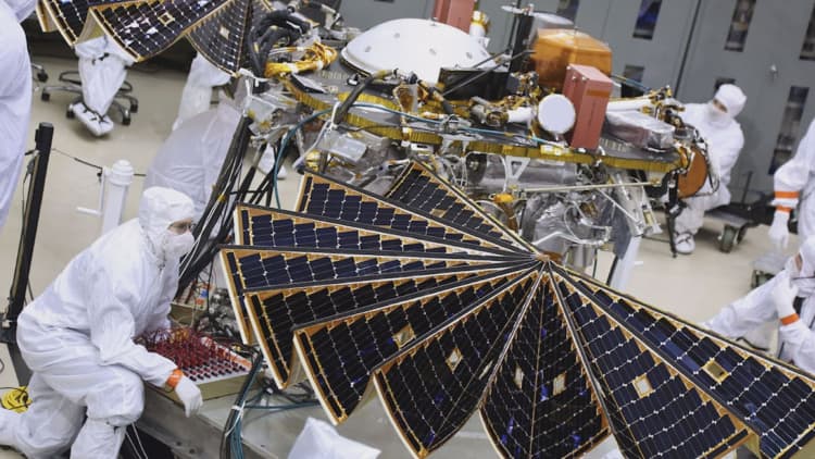 One of the biggest aerospace companies is close to building a $830 million Mars lander for NASA
