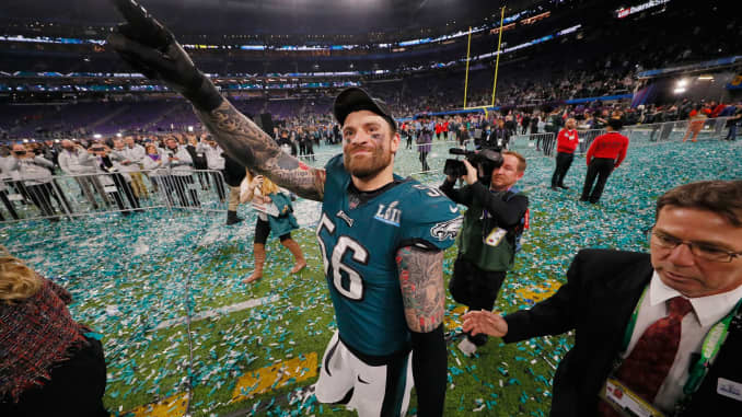 How Philadelphia Eagles Chris Long Spent His First Big Paycheck