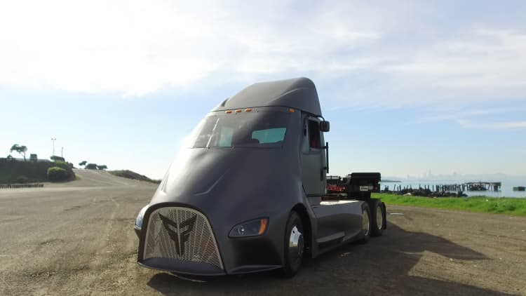 This electric semi is trying to beat Tesla to market