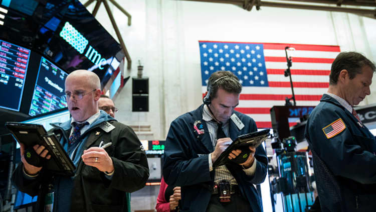 Dow drops more than 600 points