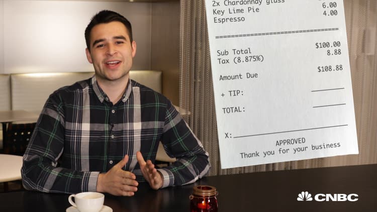 This simple change to the way you tip could save you over $400 a year