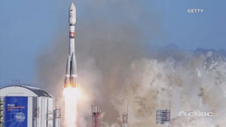 Russia and China developing 'destructive' space weapons