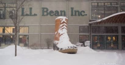 Lawsuit filed over L.L. Bean's 1-year limit on returns