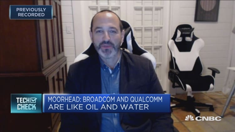 'It's like oil and water,' says analyst on proposed Qualcomm and Broadcom deal