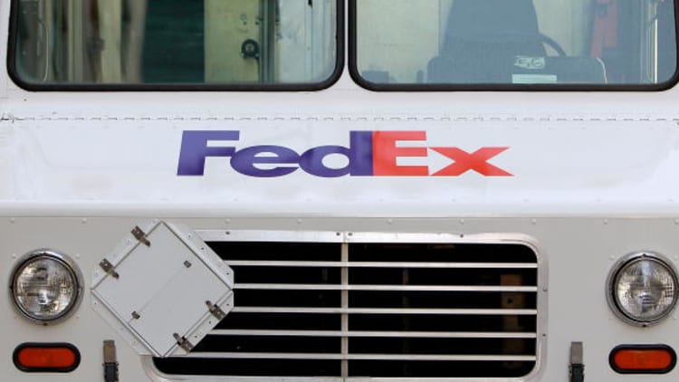 Fedex customer records exposed on server