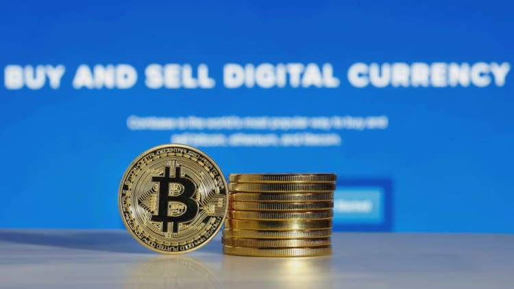 Bitcoin makes another comeback