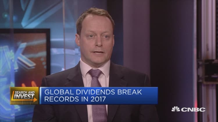 Global dividends break records in 2017