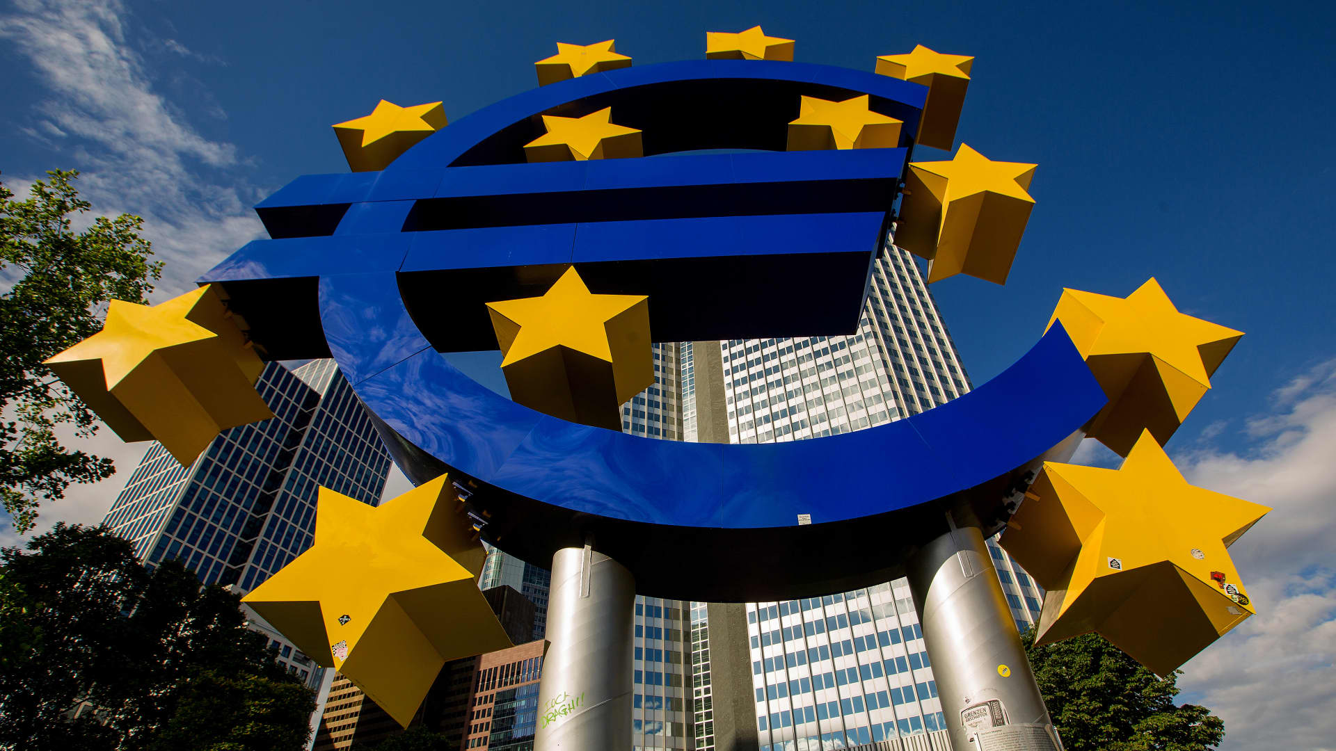 The euro is nearing parity with the dollar: Here’s what it could mean for invest..