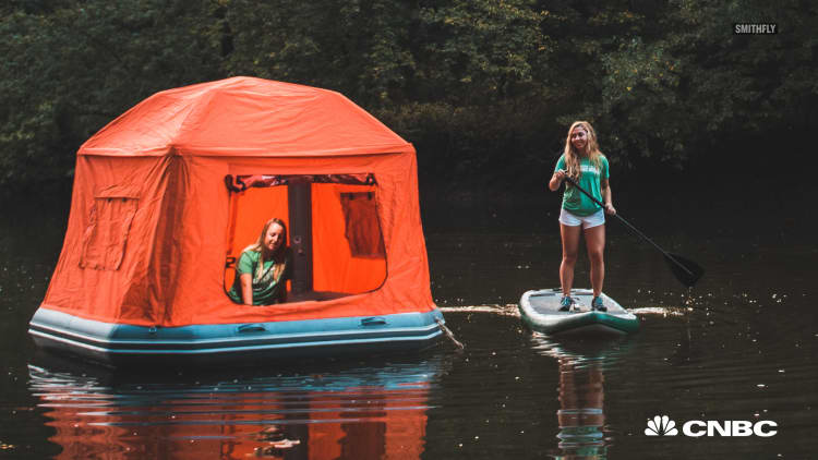 This $1,499 inflatable tent that lets you wake up on the water continues to sell out
