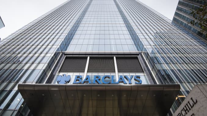 Phí bảo hiểm: Trụ sở chính của Ngân hàng Barclays