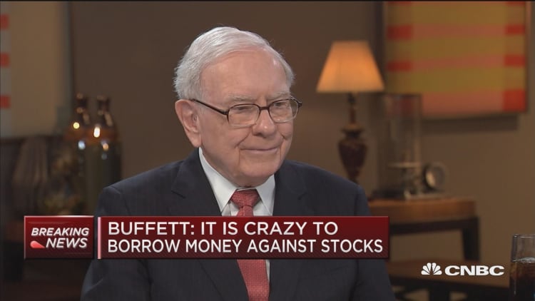 Buffett: It is crazy to borrow money on securities