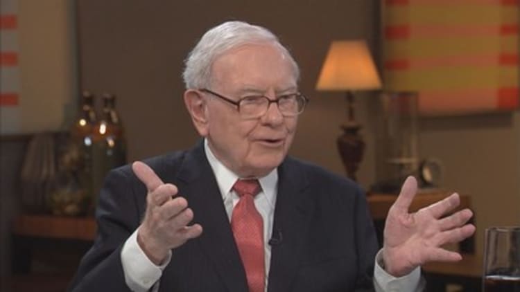 Buffett: It's insane to risk what you have for something you don't need