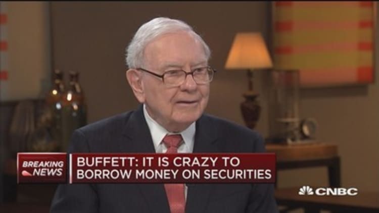 Buffett: Todd and Ted make their own decisions