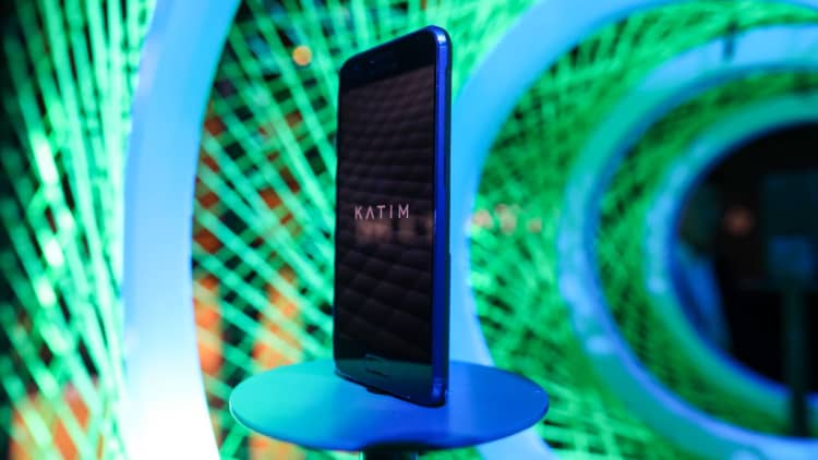 This smartphone is designed to ward off spies