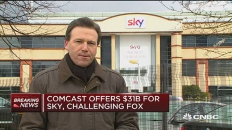 Comcast looks to outbid Fox for 'Sky'