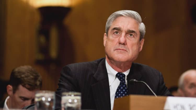 Mueller reportedly subpoenas one witness's communications with Trump