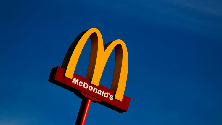 McDonald’s in ‘good shape’ on top line, strategist says
