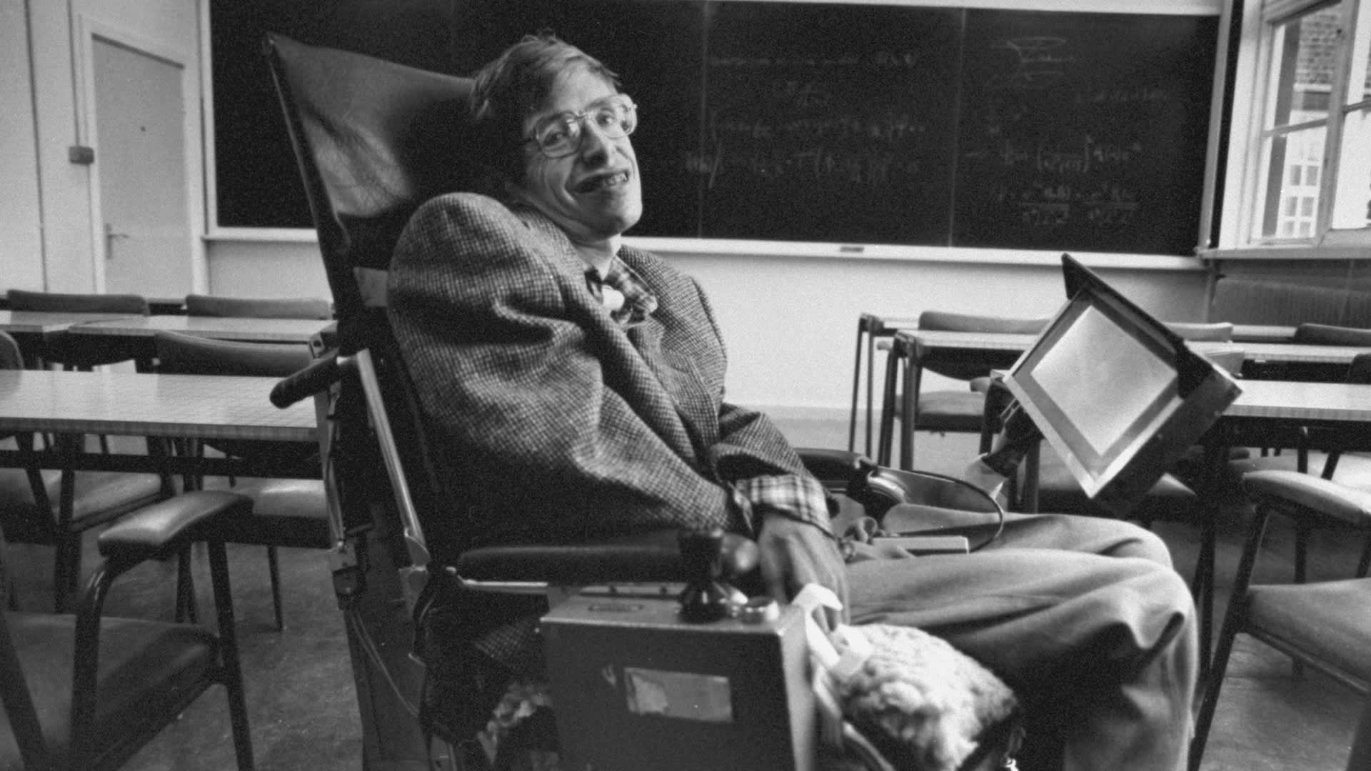 Stephen Hawking dead at age 76