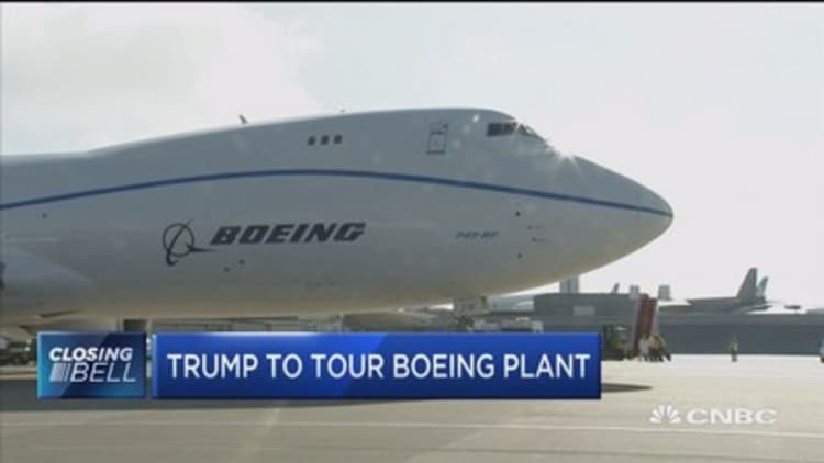 President Trump to tour Boeing plant as mounting concerns grow over tariffs