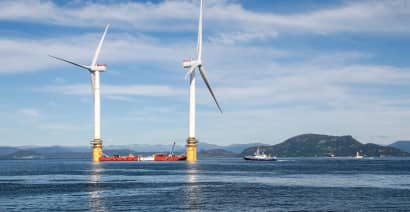 Huge floating wind farms are b