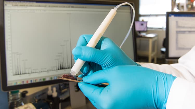 This pen will let surgeons detect cancer in seconds