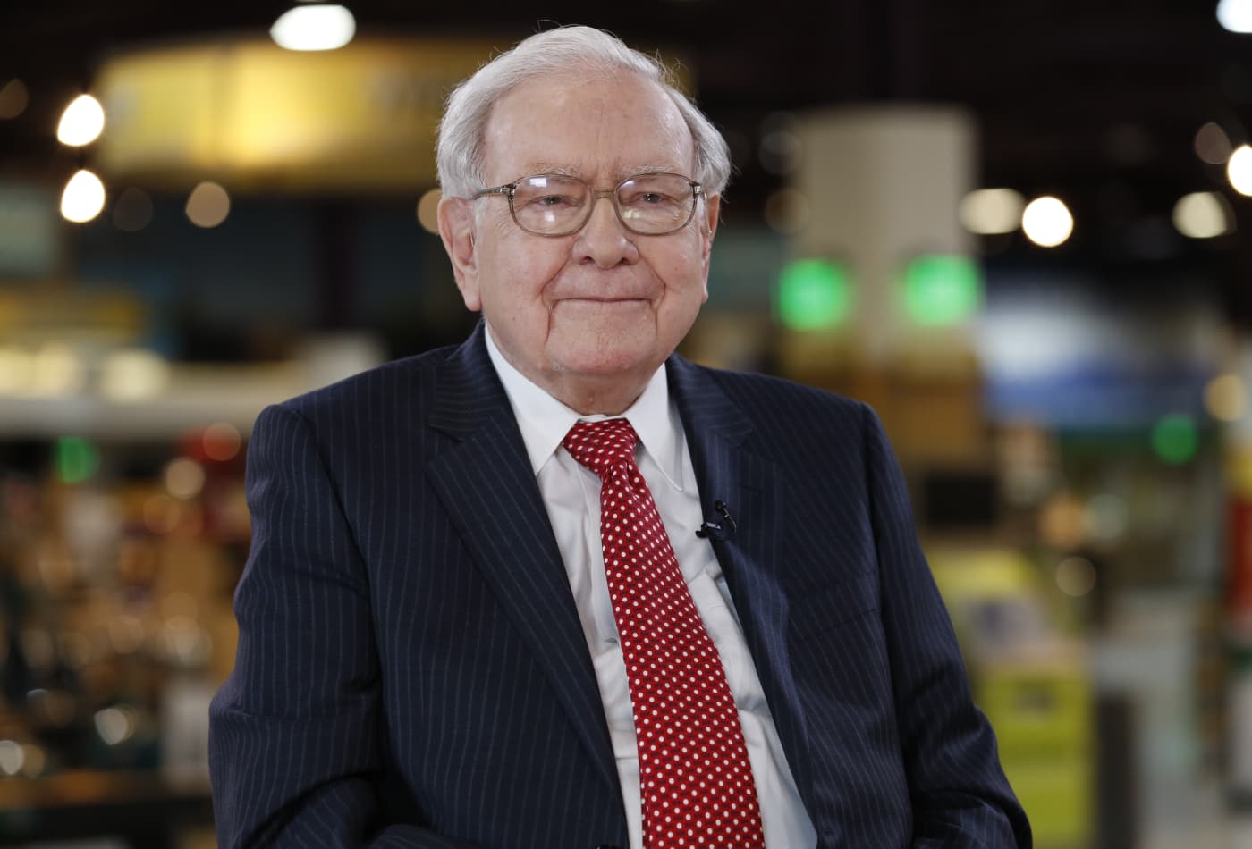 Warren Buffett Got 115 In Stock At 11 What It D Be Worth In An