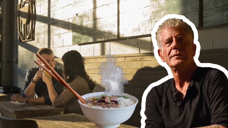 Anthony Bourdain: Find the best places to eat by 'provoking nerd fury’