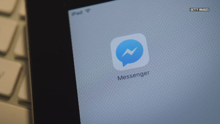 Three users sue Facebook over collection of call and text history