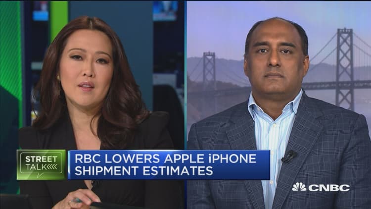 RBC lowers Apple iPhone shipment estimates on 'sluggish' demand
