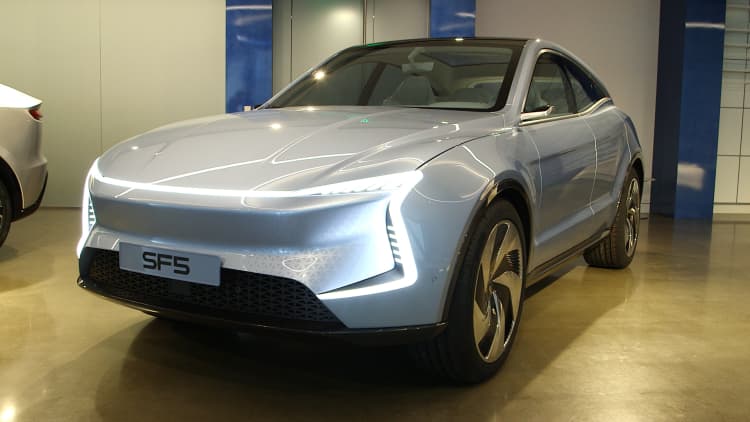 This Chinese car company is taking on Tesla with a new EV concept